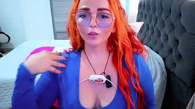 Alexatexa2929 online show from April 16, 2026, 9:15 pm