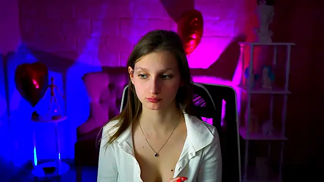 Snapshot of EllaHorton chatting on March 3, 2025, 12:16 pm EllaHorton online show from March 3, 2025, 12:16 pm