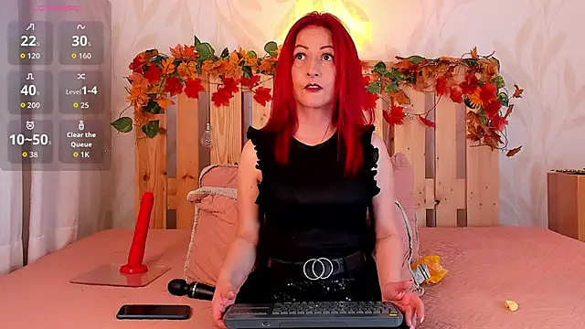 ivone adams online show from October 15, 2025, 8:53 pm