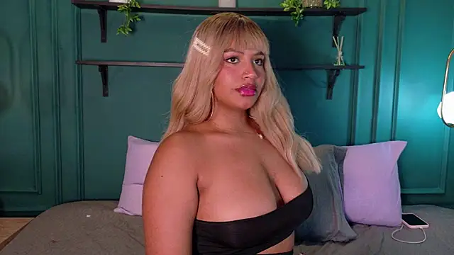 taylor-sexyy online show from February 28, 2026, 12:00 am