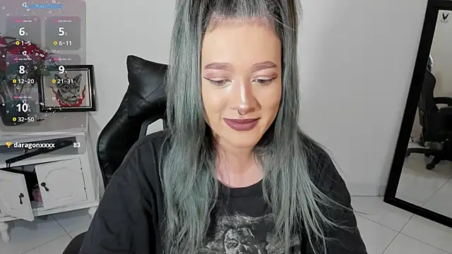 kat apple online show from November 26, 2025, 10:11 pm