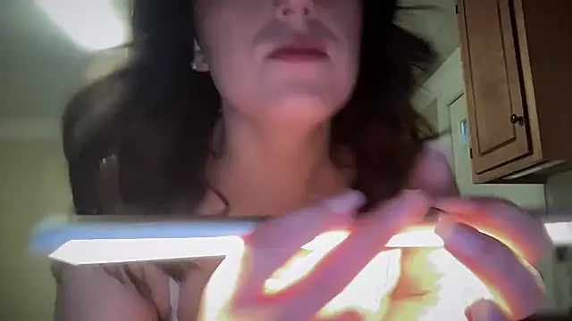 Snapshot of sexylilly69 chatting on September 26, 2025, 11:31 pm sexylilly69 online show from September 26, 2025, 11:31 pm