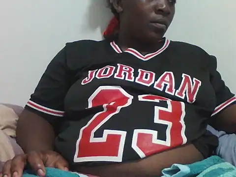 SEXY TYLA online show from November 6, 2025, 12:39 pm