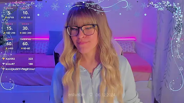 estivalae online show from December 6, 2024, 10:19 pm