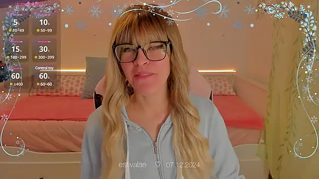 estivalae online show from December 7, 2024, 11:07 am