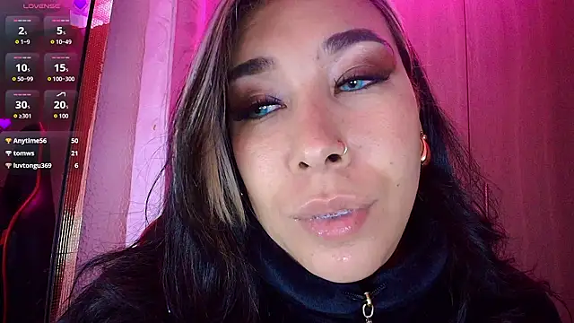 leahtemptation3 online show from March 1, 2026, 9:11 am