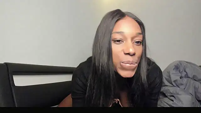 smileybabe online show from December 8, 2024, 1:46 am