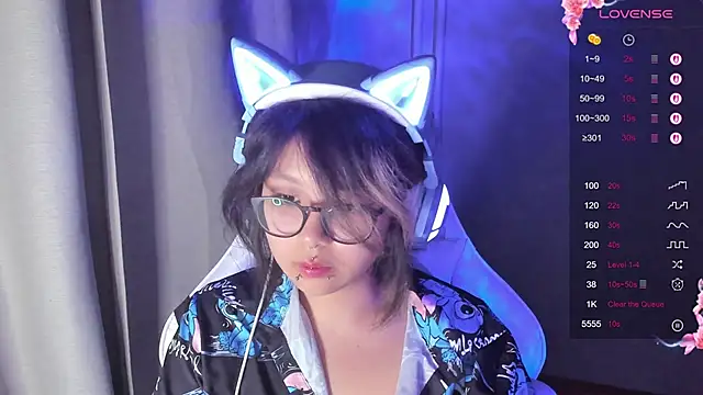 maydaykimmy online show from September 22, 2025, 9:28 pm