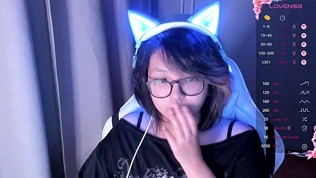 maydaykimmy online show from October 10, 2025, 8:41 pm