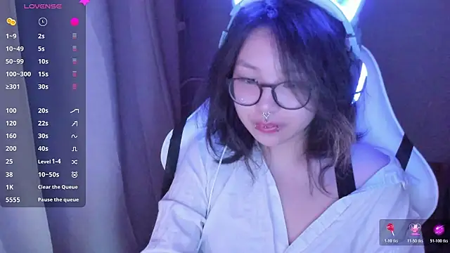 maydaykimmy online show from May 23, 2026, 9:52 pm