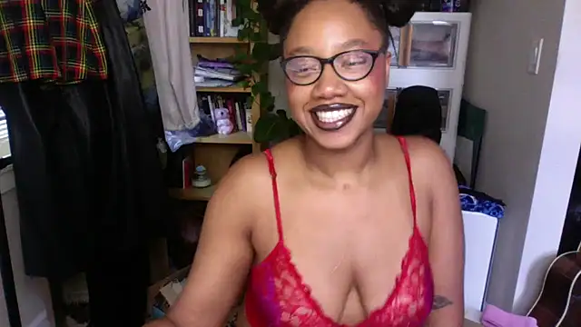 Snapshot of goddessdaisysky chatting on September 23, 2025, 3:15 pm goddessdaisysky online show from September 23, 2025, 3:15 pm