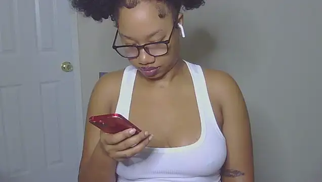 Snapshot of goddessdaisysky chatting on October 20, 2025, 3:56 pm goddessdaisysky online show from October 20, 2025, 3:56 pm