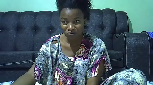 prettychoco1 online show from January 27, 2025, 8:07 pm