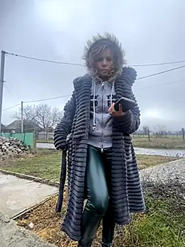 Anita-Smith online show from November 22, 2025, 8:46 am