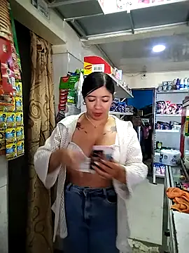 Ariana-pp03 online show from October 23, 2025, 6:39 pm