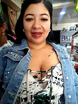 Ariana-pp03 online show from November 8, 2025, 2:06 pm