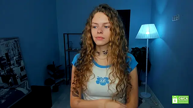 RayaNenlia online show from November 11, 2025, 5:07 am