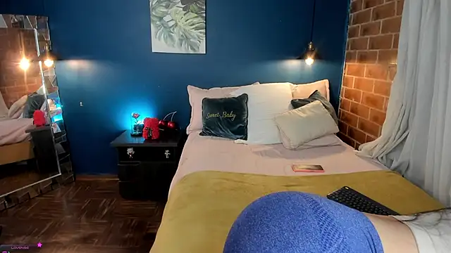 Melody bonnie online show from January 20, 2025, 11:02 am