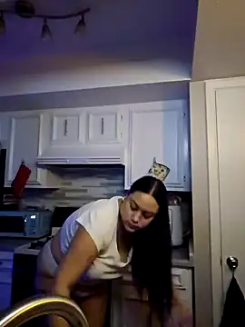 honeeyyy pot online show from January 28, 2025, 4:50 am