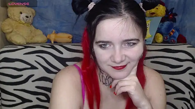 Snapshot of Yours_good_mood chatting on December 16, 2024, 1:21 am Yours good mood online show from December 16, 2024, 1:21 am