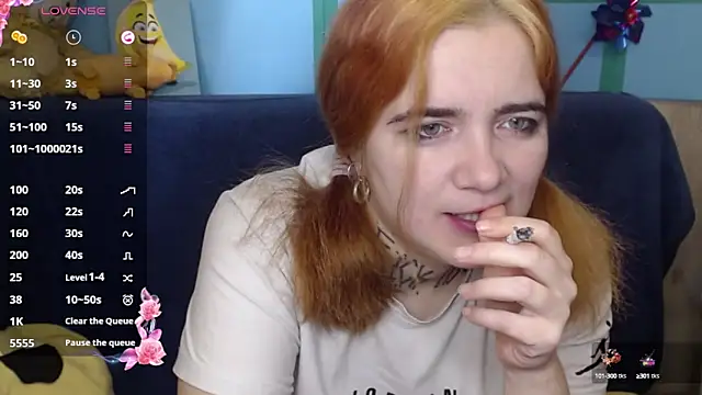 Snapshot of Yours_good_mood chatting on March 8, 2025, 6:32 am Yours good mood online show from March 8, 2025, 6:32 am