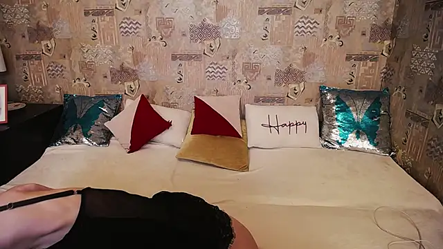 Unusual G online show from April 3, 2026, 5:27 am