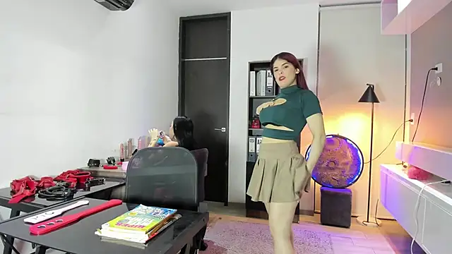 xalicesfantasyx online show from October 14, 2025, 1:28 am