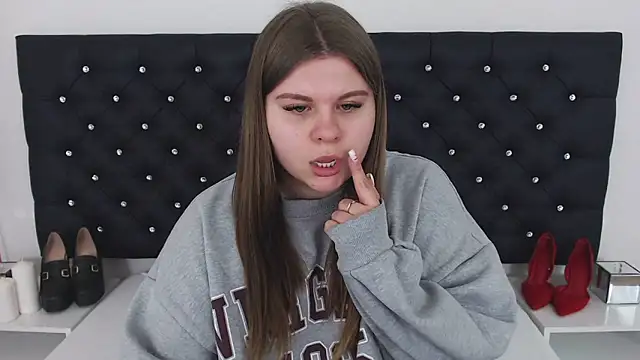 Snapshot of AbbyPleasure chatting on February 26, 2025, 12:58 pm AbbyPleasure online show from February 26, 2025, 12:58 pm