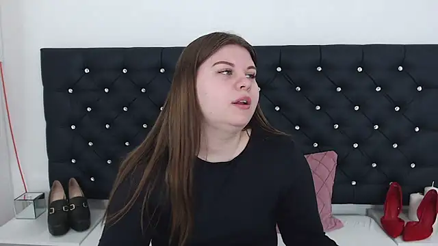 Snapshot of AbbyPleasure chatting on March 12, 2025, 9:34 am AbbyPleasure online show from March 12, 2025, 9:34 am