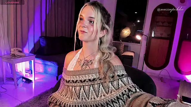 misschloe   online show from January 26, 2025, 3:38 am