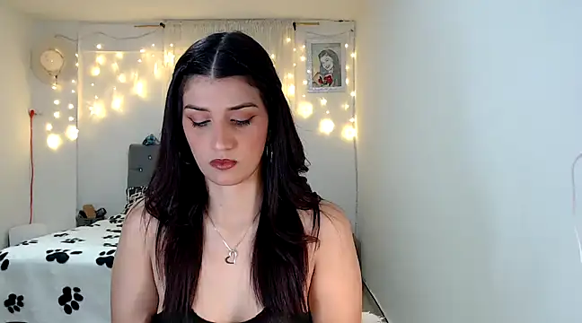 ZajiraShane online show from December 3, 2024, 7:43 am