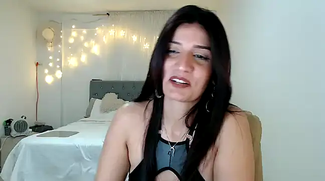 ZajiraShane online show from December 13, 2024, 10:30 am