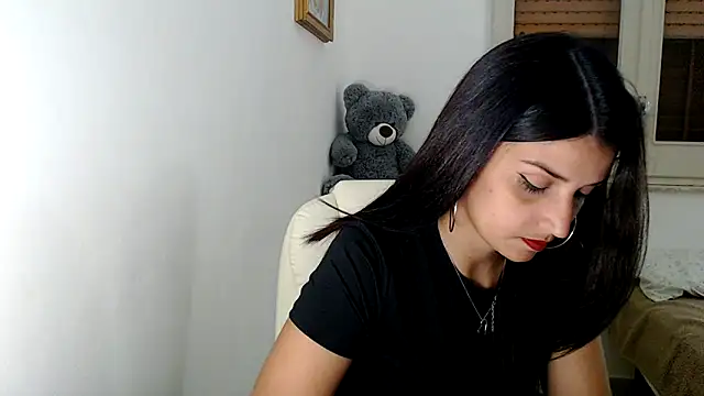 ZajiraShane online show from May 17, 2026, 8:05 pm