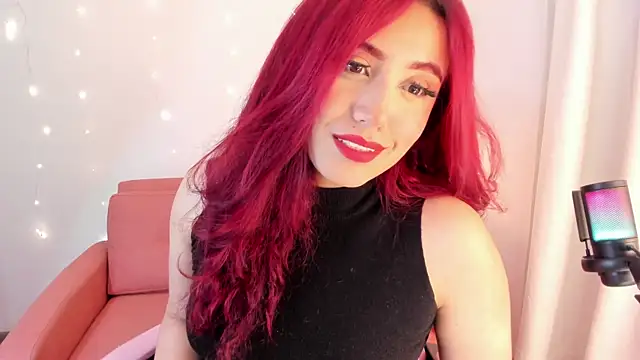 Snapshot of veronicaxx69 chatting on June 25, 2026, 5:45 am veronicaxx69 online show from June 25, 2026, 5:45 am