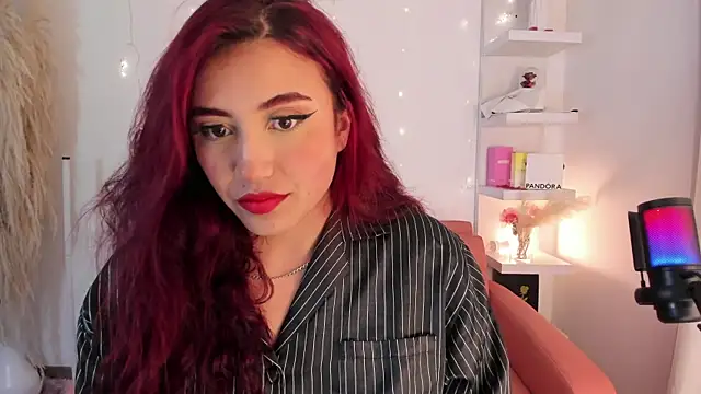 Snapshot of veronicaxx69 chatting on June 27, 2026, 6:18 am veronicaxx69 online show from June 27, 2026, 6:18 am