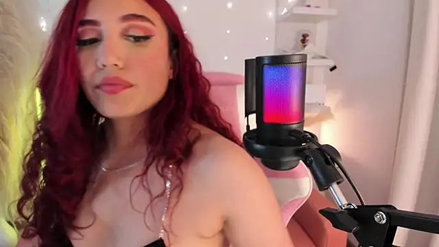 Snapshot of veronicaxx69 chatting on July 14, 2026, 2:38 am veronicaxx69 online show from July 14, 2026, 2:38 am
