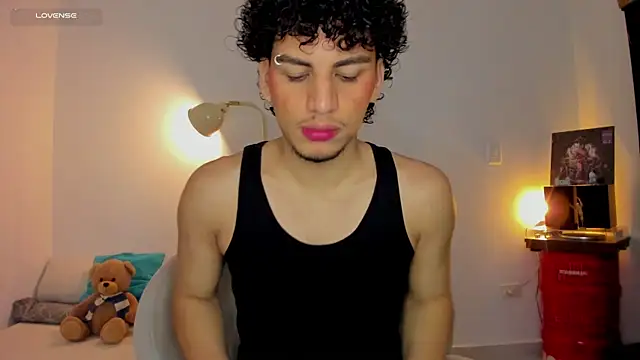 Curlblue online show from September 30, 2025, 4:06 am