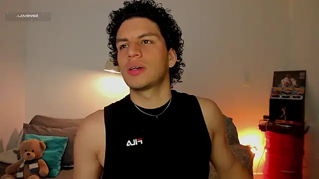 Curlblue online show from December 22, 2025, 2:52 am