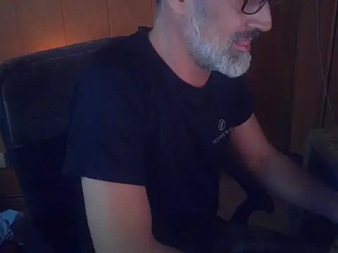 Lia Y PatrickX online show from October 12, 2025, 11:26 pm