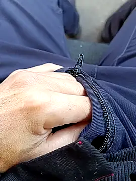 vadszex31 online show from September 29, 2025, 7:24 am