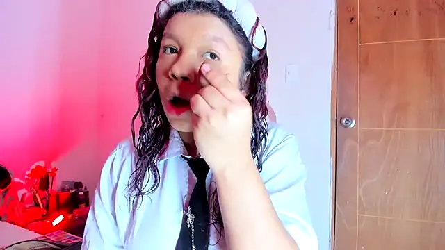 Snapshot of Emily_Coper18 chatting on March 21, 2026, 1:58 pm Emily Coper18 online show from March 21, 2026, 1:58 pm