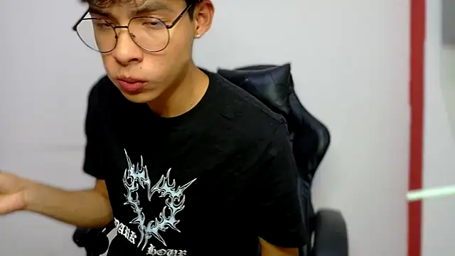 Jacotnk online show from March 22, 2025, 5:17 am