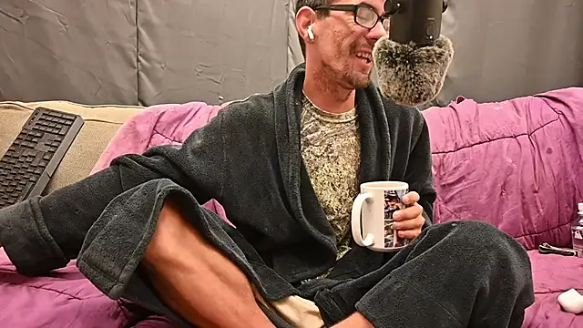 joeiandola online show from September 26, 2025, 1:59 pm