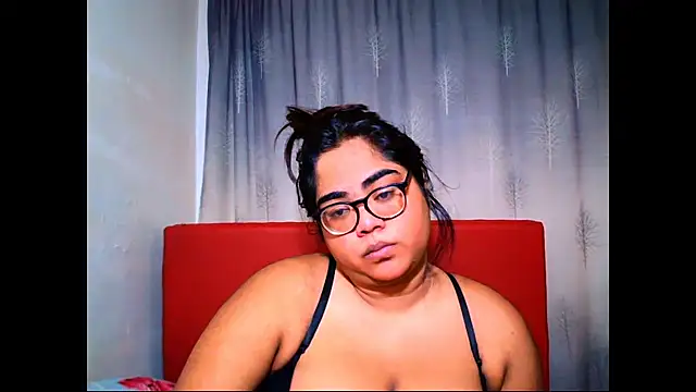 Snapshot of Indian_Lola00 chatting on November 19, 2025, 5:46 pm Indian Lola00 online show from November 19, 2025, 5:46 pm