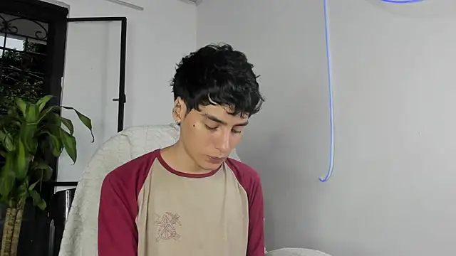 sebas rose online show from September 23, 2025, 10:02 pm