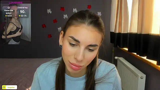 Snapshot of EmmyGreans chatting on February 10, 2026, 6:50 am EmmyGreans online show from February 10, 2026, 6:50 am