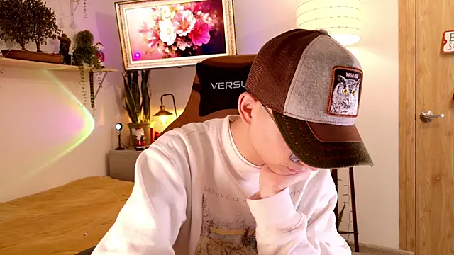 Mr evan1 online show from December 18, 2025, 4:02 pm