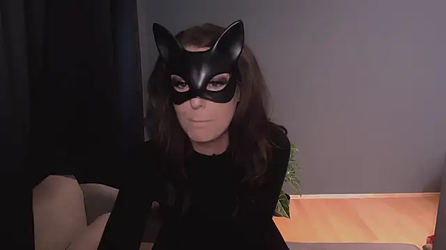 Saintrebella online show from January 12, 2026, 1:49 pm