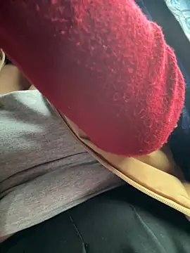 May-Squirt online show from February 24, 2025, 9:10 am