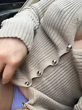 May-Squirt online show from February 5, 2026, 5:56 am